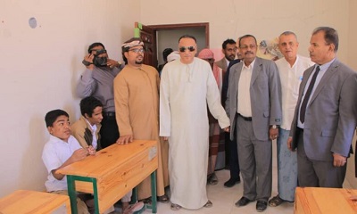 وكيل المحافظة يزور جمعية رعاية وتأهيل المكفوفين ويوجه بتقديم الدعم اللآزم لها
