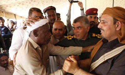 بمباركة وارتياح من المناصب والأعيان والأهالي بدوعن ـالمحافظ بن ماضي يرعى صُلحاً لإنهاء قضية قتل دامت لسنوات وكُللت بالعفو عن الجاني