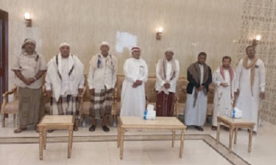 محافظ حضرموت يقدّم واجب العزاء لأسرة المرحوم فقيد حضرموت الأستاذ صالح كرامة عمير