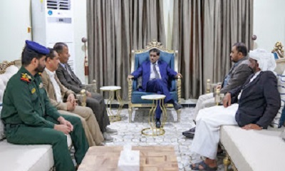 عضو مجلس القيادة الرئاسي البحسني يطلع على نشاط السلطة المحلية بوادي وصحراء حضرموت