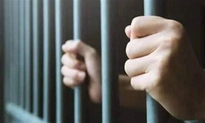 بتنسيق وتعاون أمني : القبض على عصابة قامت بسرقة أكثر من مليون ريال من أحد المطاعم في مدينة تريم