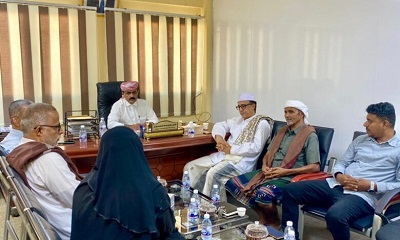 المدير العام لمصلحة شؤون القبائل بساحل حضرموت يلتقي فريق حضرموت الاستراتيجي
