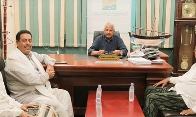 قيادة مجلس إدارة مؤسسة الصندوق الخيري للطلاب المتفوقين تزور مركز حضرموت للدراسات