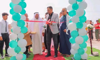 أمين عام محلي حضرموت يفتتح مقر الوكالة الخضراء لاستيراد وبيع السيارات الكهربائية