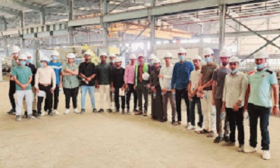 نقابة المهندسين بحضرموت تختتم دورة بعنوان (مواصفات واسس التنفيذ والاشراف الهندسي للمنشآت الخرسانية بالمكلا) وتنفذ نزولاً ميدانياً لطلاب وطالبات كلية الهندسة إلى شركة المكلا للحديد والصلب