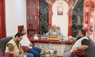 مدير عام سيئون يطلع على مشروع تقديم خدمات الحماية والمأوى وإدارة مخيمات النازحين بمديرية سيئون