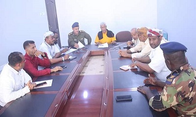 الشحر: لقاء يناقش آلية العمل على تقديم خدمات أفضل للمواطنين خلال رمضان