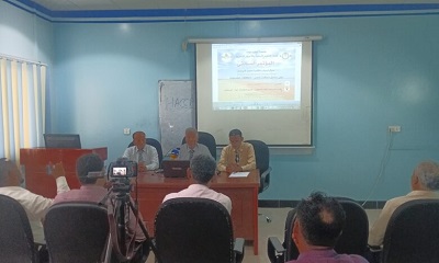 كلية العلوم البيئية والأحياء البحرية بجامعة حضرموت تعقد مؤتمرًا صحفيًّا عن ظاهرة نفوق الروبيان بساحل منطقة شحير