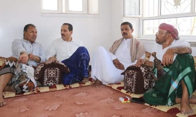 الوكيل العامري يطمئن على صحته مدير عام ساه