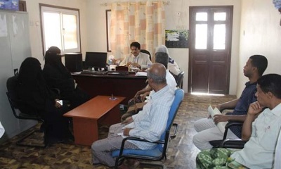 مدير عام المكلا يتفقد عدداً من المكاتب الخدميّة 