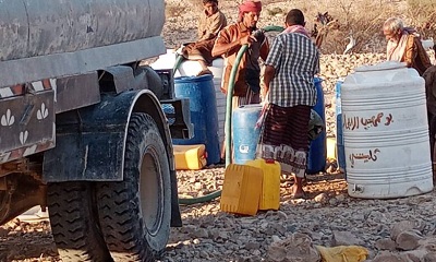 مؤسسة المعالي الخيرية التنموية بمديرية غيل بن يمين تنفذ مشروع سقيا الماء للبدو الرحل