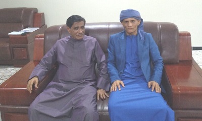 مدير جهاز مكافحة الأرهاب يلتقي النائب البحسني بمقر إقامته بمدينة المكلا