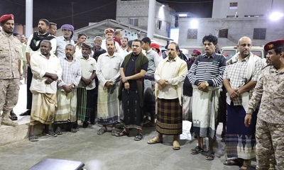 محافظ حضرموت يستقبل جثمان الصيّاد الشاب عمر العمودي بالمكلا