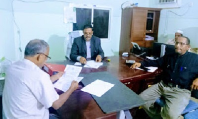 المدير العام لمديرية حريضة يستقبل الدكاتره الاخصائيين الروس بمستشفى حريضة