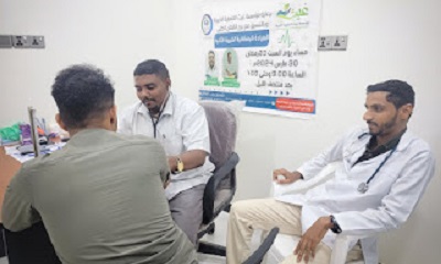 مؤسسة غيث التنموية تختتم عياداتها الخيرية الرمضانية بمديرية القطن