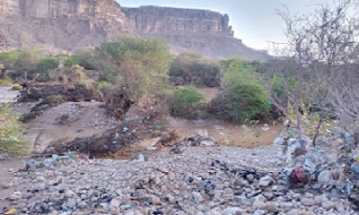 مدير عام مديرية عمد يتفقد اضرار السيول بالمديريه