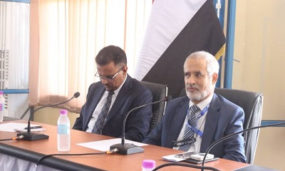 دحان والعمقي يعقدان لقاء موسع مع نقابتي المهن الطبية و الأطباء لمناقشة أوضاع العاملين الصحيين و الأطباء بحضرموت