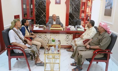 مدير عام سيئون يناقش المبادرات التنموية للجنة السلام المجتمعية بمديرية سيئون