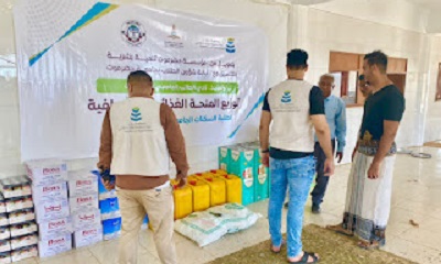نادي الطالب الجامعي يوزع المنح الغذائية الإسعافية لطلبة السكنات الجامعية بجامعة حضرموت