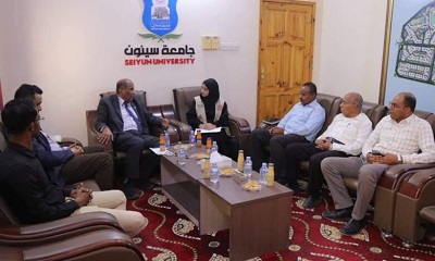 رئيس جامعة سيئون يلتقي مسؤول مشروع الشباب في المؤسسة الطبية الميدانية
