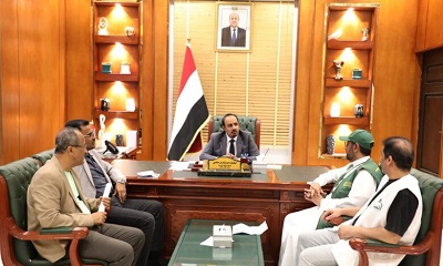 محافظ حضرموت يطّلع على مشاريع مركز الملك سلمان المنفّذة بالمحافظة