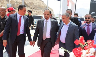 محافظ حضرموت يفتتح بالمكلا أكبر معرض باليمن للمركز التجاري للسيارات والمحركات (بازرعة للسيارات)