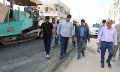 المحافظ بن ماضي يتفقّد أعمال السفلتة لـ 20كم بحيّي المتضررين والانشاءات وشارع ملعب بارادم