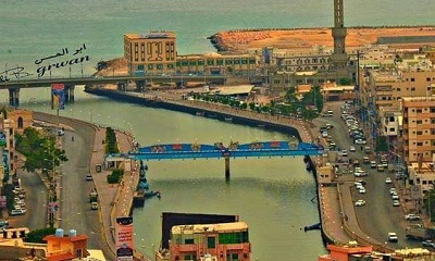 السلطة المحلية بالمكلا تصدر إعلاناً بشأن المواشي السائبة بالشوارع 