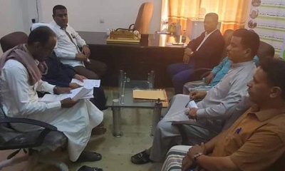 إجراء مراسم الاستلام والتسليم بين المدير السلف والخلف لصندوق النظافة بوادي حضرموت