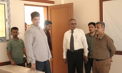الوكيل باصريح والمهندس العمري يزوران مشروع بناء مدرسة بحي المساكن بفوه