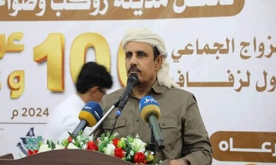 محافظ حضرموت يشارك أبناء روكب زواجهم الجماعي الأول