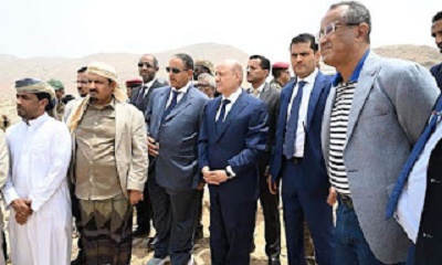 الرئيس العليمي يتفقد عددًا من المشاريع الانمائية في مدينة المكلا