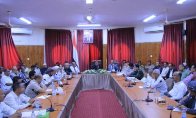 برئاسة الوكيل العامري  المكتب التنفيذي بوادي وصحراء حضرموت يناقش تقارير عدد من الجهات الحكومية 