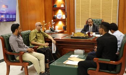 محافظ حضرموت يقف على التحضيرات النهائية لمعرض حضرموت الدولي للكتاب 