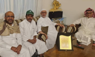 الشيخ عبدالله بقشان يشيد باعمال الرسام والنحات يعقوب هبشان 