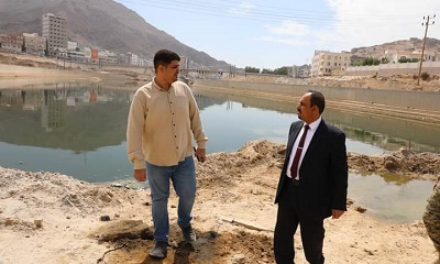 محافظ حضرموت يتفقد استكمال 36% من أعمال المرحلة الثانية لمشروع خور المكلا