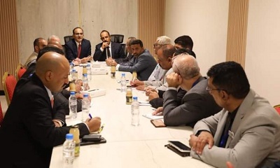 محافظ حضرموت ووزير الصحة يبحثان مشاريع