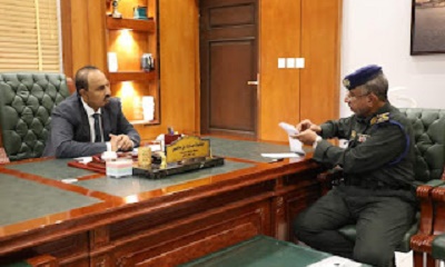 محافظ حضرموت يبحث التحضير لافتتاح المبنى الجديد لفرع مصلحة الجوازات بالمكلا