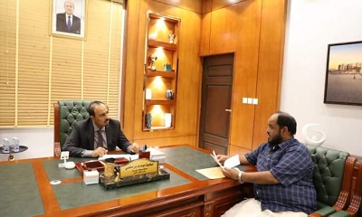 محافظ حضرموت يناقش الأوضاع الخدمية في مديرية الديس الشرقية