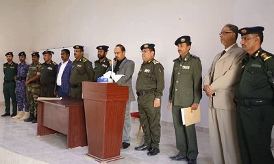 محافظ حضرموت يطلع على سير امتحانات الفصل الدراسي الأول بكلية الشرطة