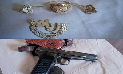 الأجهزة الأمنية بمديرية الشحر تلقي القبض على شخص قام بسرقة مجوهرات