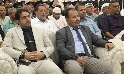 الوكيل العامري يشهد حفل تخرج طلاب وطالبات الثانوية النموذجية بسيئون 