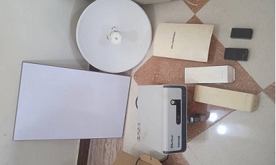 شرطة مديرية سيئون تلقي القبض على متهم يقوم بسرقة أجهزة أبراج شبكات الانترنت المحلية وضبط آخرين في قضايا مسروقات متنوعة