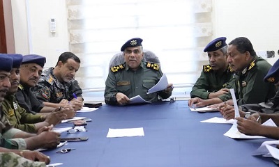 مدير أمن ساحل حضرموت يناقش الخطة الأمنية الرمضانية