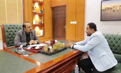 محافظ حضرموت يطلع على نشاط المؤسسة العامة للطرق والجسور بساحل المحافظة