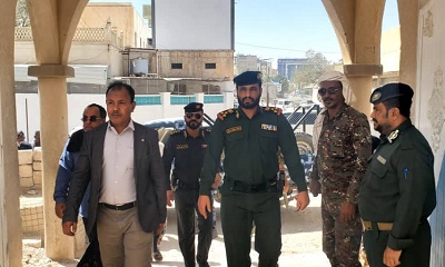 وكيل المحافظة يتفقد الاعمال الجارية بتسوير مبنى امن مديرية سيئون ومحوى الامية بوادي وصحراء حضرموت