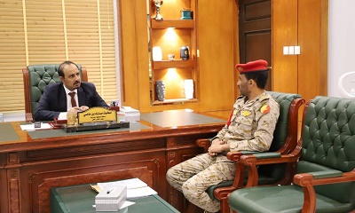 المحافظ ابن ماضي يشيد بخطة الشرطة العسكرية وحملتها ضد المخالفين للأنظمة العسكرية