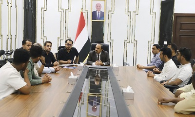 المحافظ بن ماضي يطلع على تقرير مكتبه السنوي ويشدد على تسخير كافة الإمكانيات لخدمة المواطنين وقضاياهم