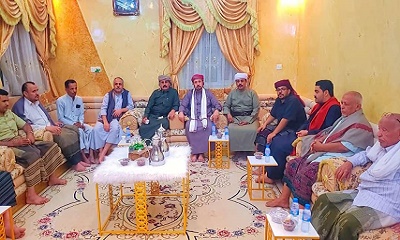 رئيس اركان المنطقة العسكرية الاولى يعزي في فقيد الوطن الشيخ حسين عوض العامري