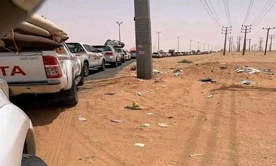 قرار مفاجئ بتوقيف رحلات نقل المسافرين عبر منفذ الوديعة بين السعودية واليمن.. وهيئة النقل توضح السبب ومدة الإيقاف